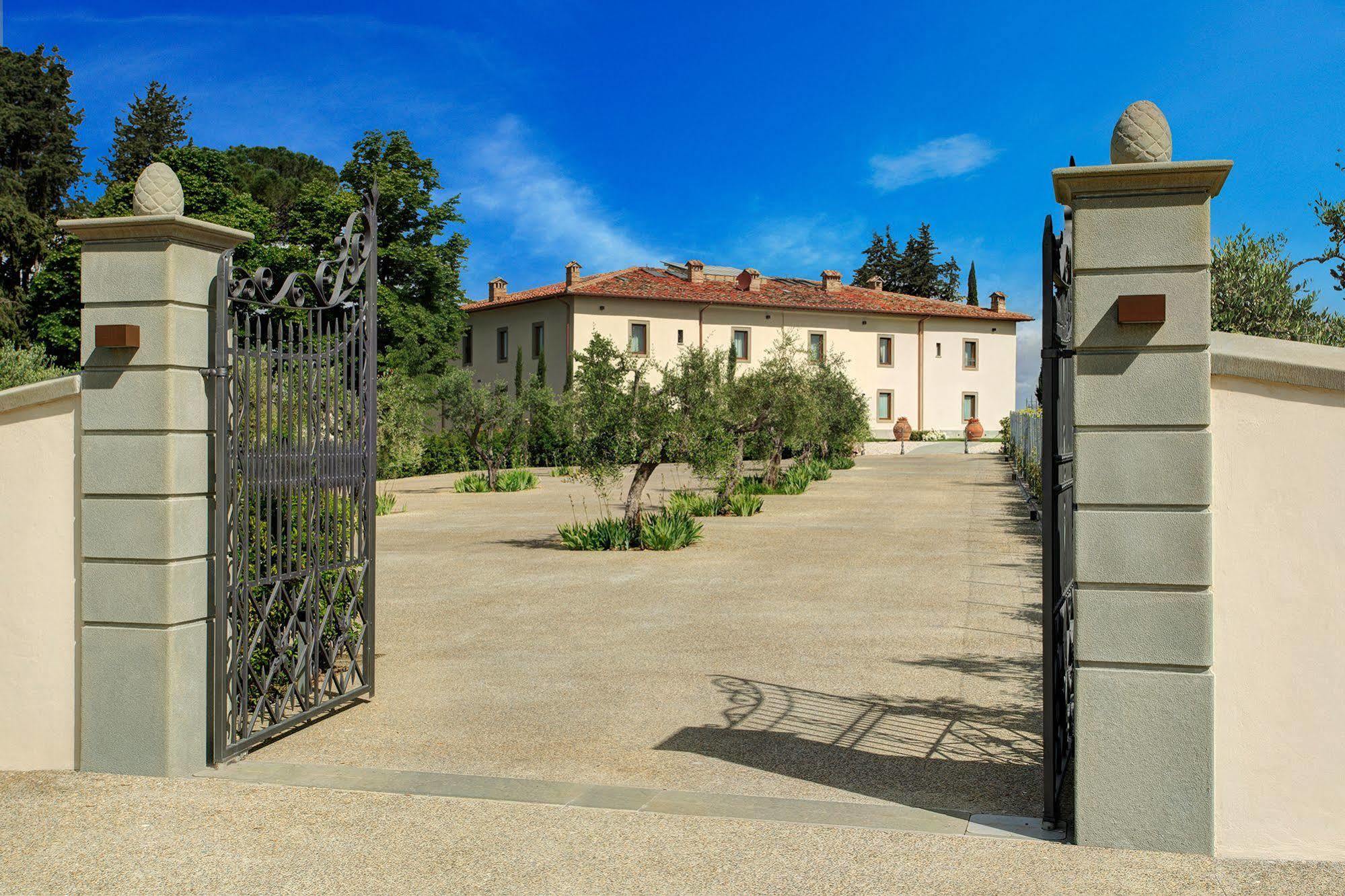 Villa Le Calvane Монтеспертоли Екстериор снимка